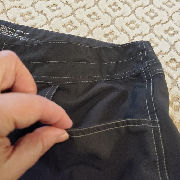 ⬇️ Kuhl shorts with knit side panels - Picture 5 of 11